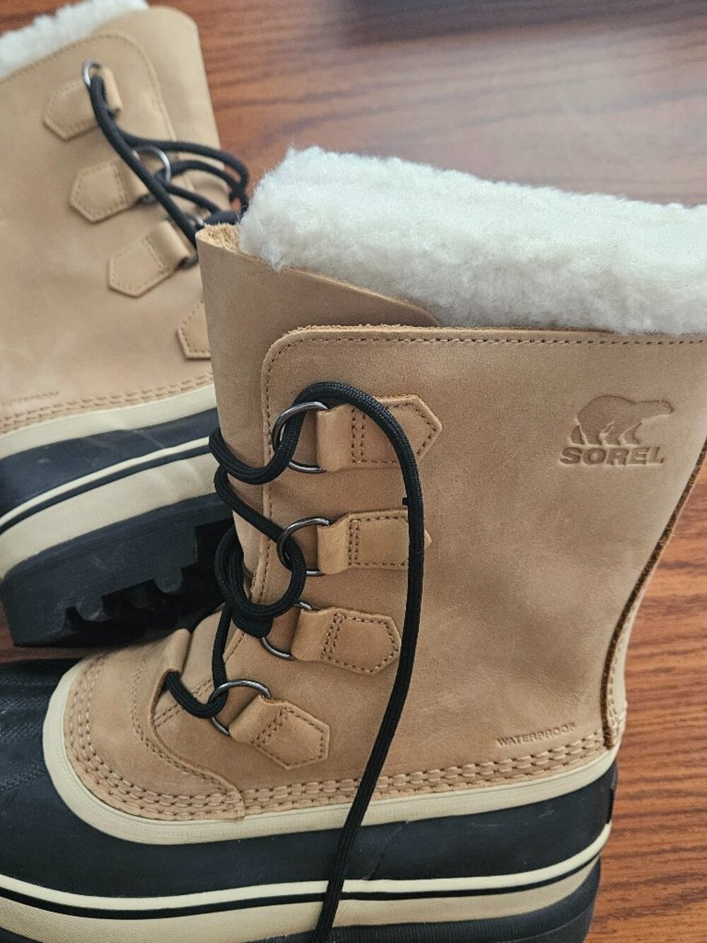 New-never worn Sorel Caribou